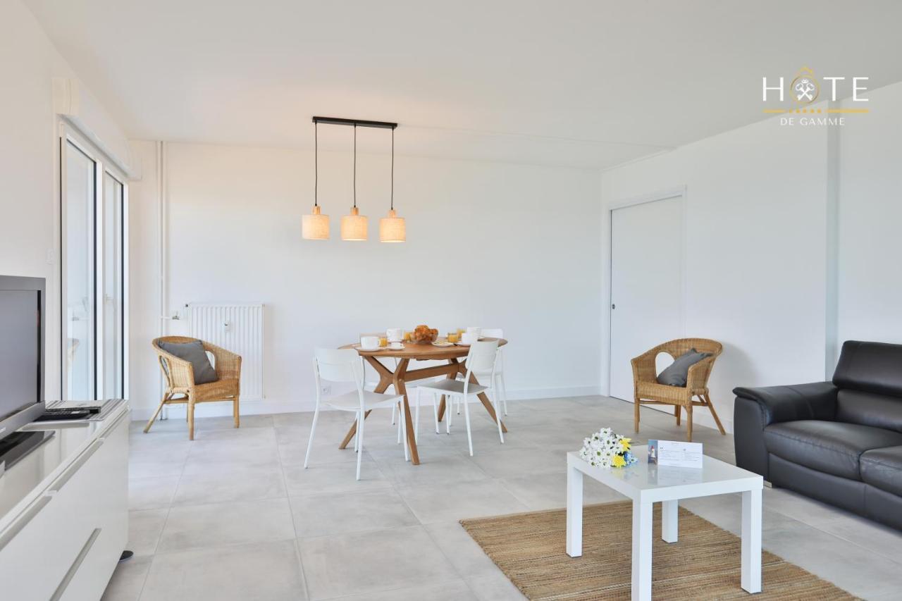 Appartement De Caractere, Superbe Vue Mer 280° La Chaume Zewnętrze zdjęcie