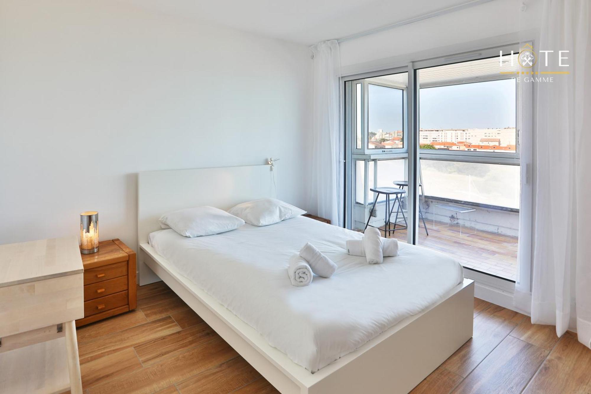 Appartement De Caractere, Superbe Vue Mer 280° La Chaume Zewnętrze zdjęcie